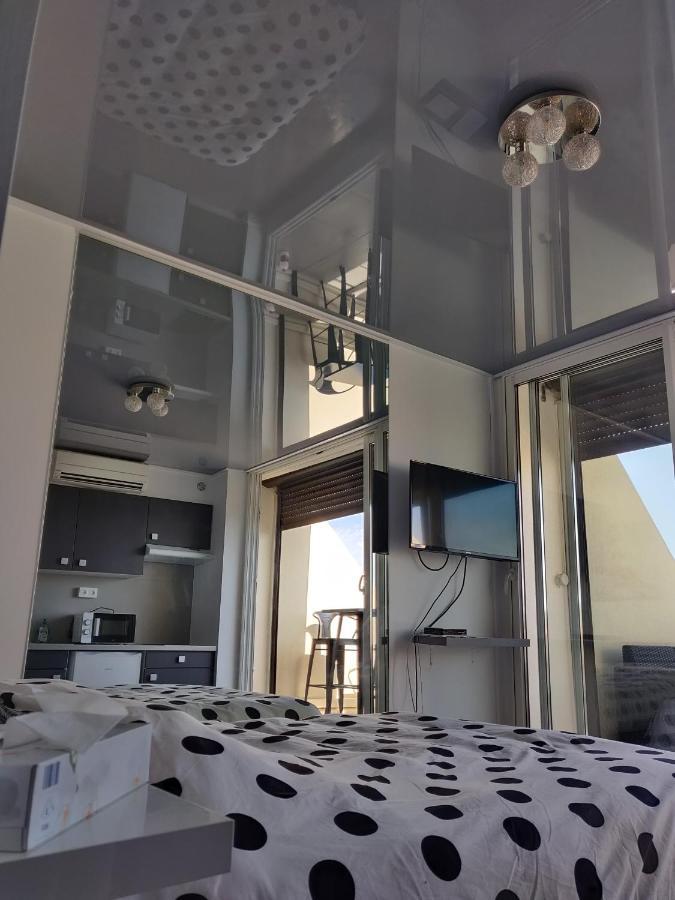 Clubber Naturiste Design Agde Luaran gambar