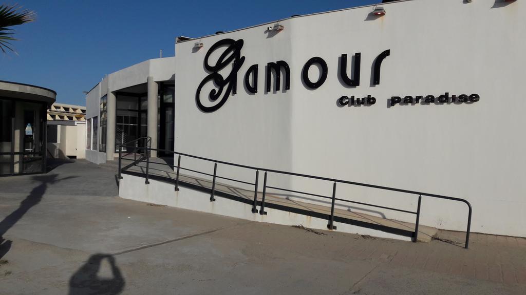Clubber Naturiste Design Agde Luaran gambar